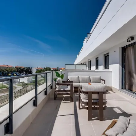 Ultimate - Stylish With Great Views In Aranya