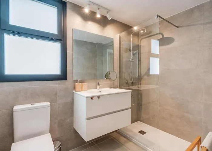 Ultimate - Stylish With Great Views In Aranya *