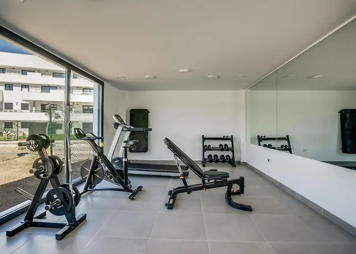 Ultimate - Stylish With Great Views In Aranya 에스테포나