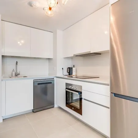 Ultimate - Stylish With Great Views In Aranya Apartment Estepona